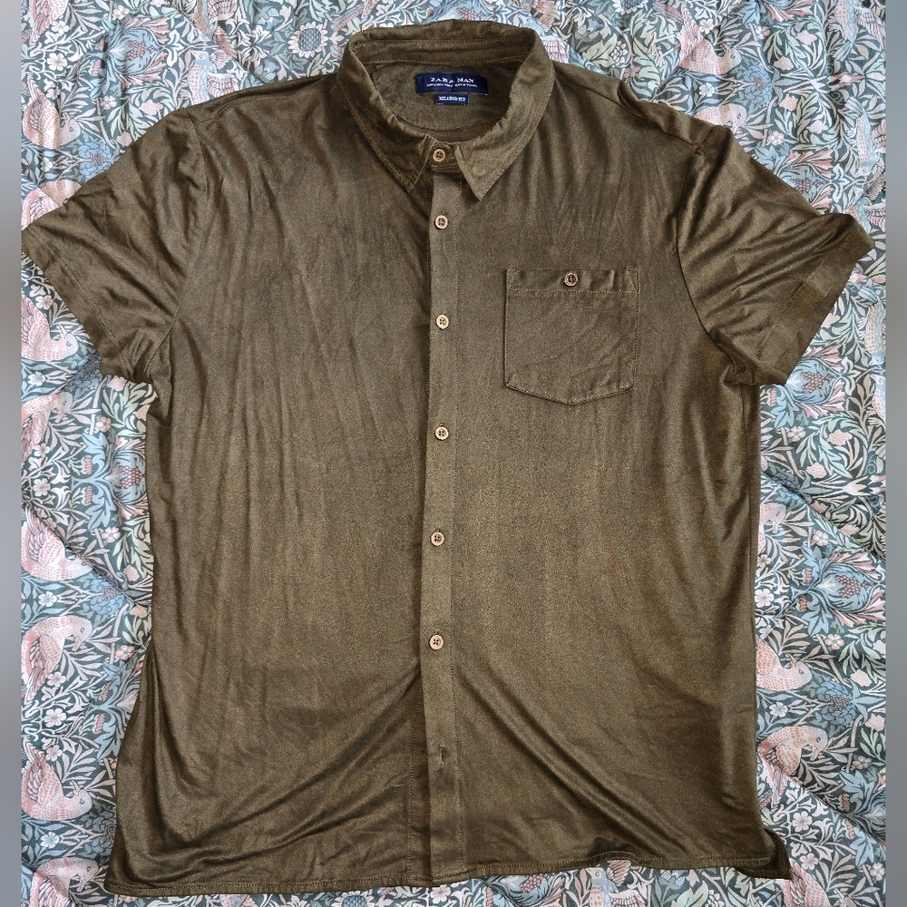 Zara Men's Olive Green Casual Shirt